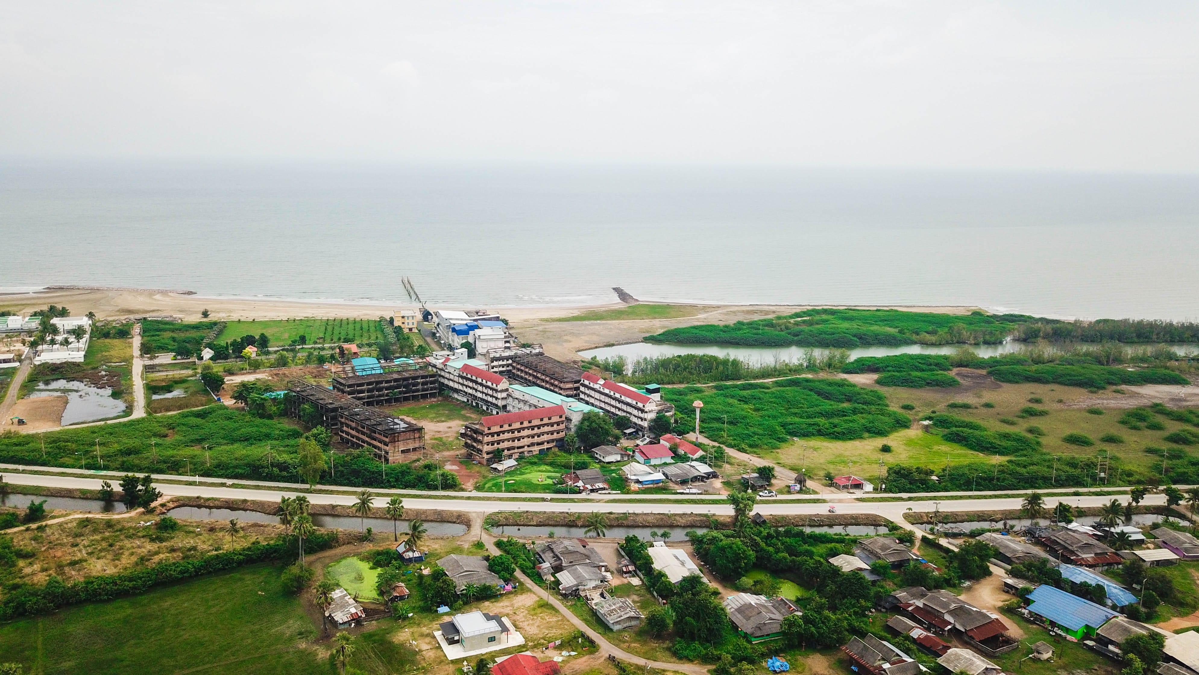 ขายที่ดินใกล้ทะเล 800 เมตร หาดเสาเอียง 